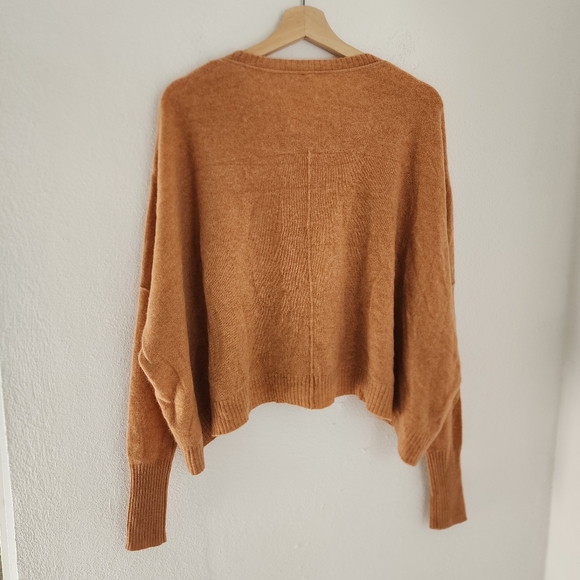 NWT Free People Cashmere Sweater Tan Small Medium - Picture 7 of 10